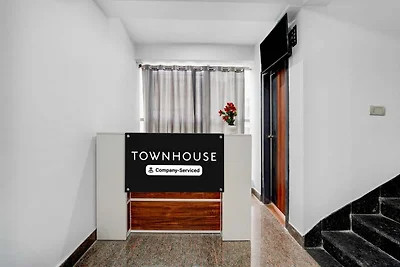 Townhouse Whitefield Bahnhof