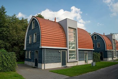 Casa con sauna in un villaggio vacanze