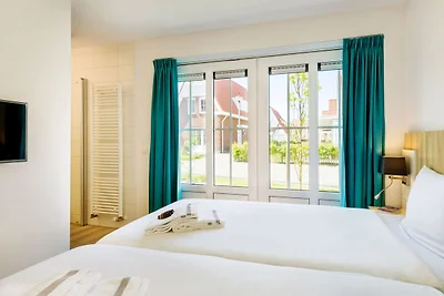 Stattliche Luxusvilla mit 3 Badezimmern, 1 km...