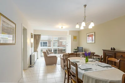 Mooi appartement met zeezicht