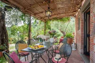 Villa a Lucca con Piscina vicino Costa...