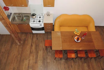 Twee-onder-een-kap woning, Ledzin