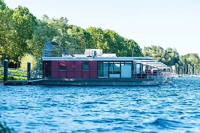 Hausboot in Xanten mit Schwimmbecken