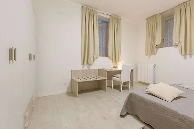 Ferienwohnung in Salò mit Schwimmbecken