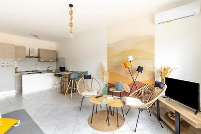 Apartment mit Klimaanlage und Terrasse