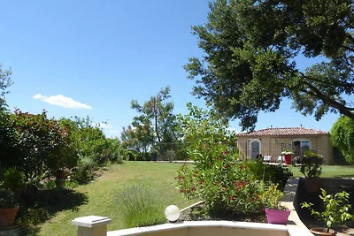 Ferienhaus mit Pool in L'Isle-sur-la-Sorgue