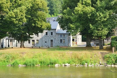 Lussuoso cottage ad Hamoir vicino al fiume