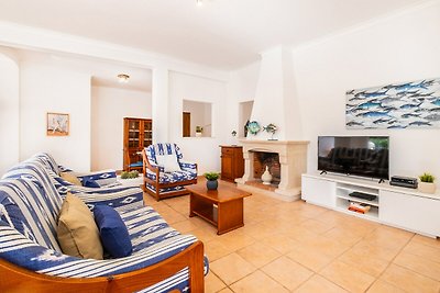 Villa Menorca met balkon voor 6 personen