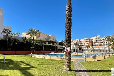 Wohnung mit Swimmingpools 2 Minuten vom Stran...