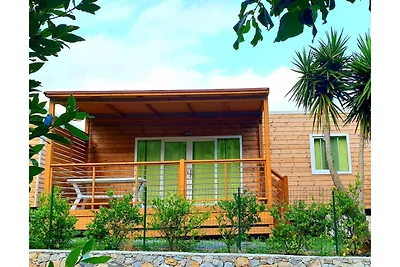 Mobilheim auf einem Campingplatz in Pietra...