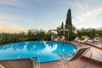 Villa in Toscana con piscina a sfioro