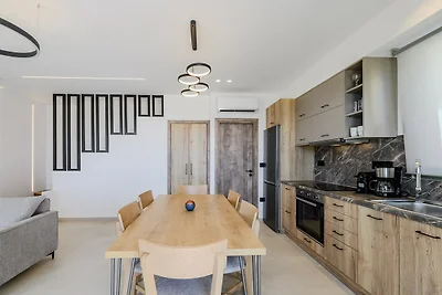 Villa in Mariou mit Pool und Ausblick