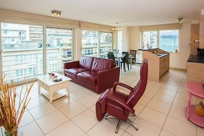 Helles Appartement mit Terrasse