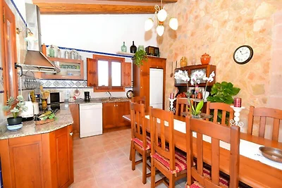 Haus in Ariany mit Pool und ruhiger Lage