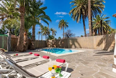 Casa vacanze a Santa Lucia con piscina...