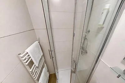 Studio Robert mit Pool und Sauna