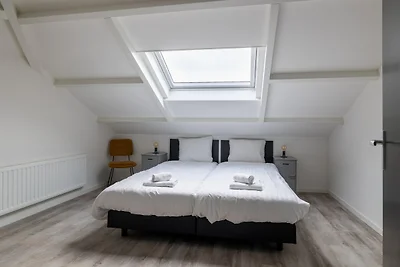 Ferienhaus in Vrouwenpolder am Strand