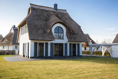 Casa di lusso Bodstedt con piscina nella...