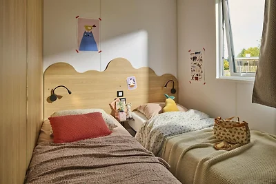 Przyczepa kempingowa nad morzem