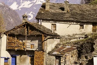 Berghaus in Bessans mit Alpenblick