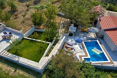 Villa Silencio mit Pool