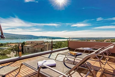 Villa in Kornić mit Schwimmbecken