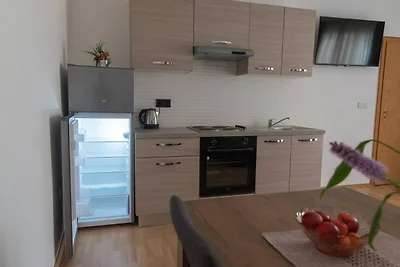 Kastel Gomilica Cozy and Stylish Apartments n...