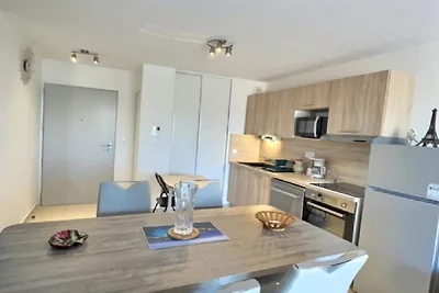 Wohnung, 150 m vom Strand Vias entfernt