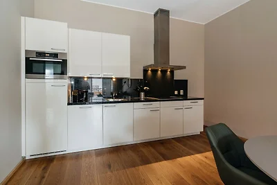 Modernes Apartment in Den Haag mit Balkon
