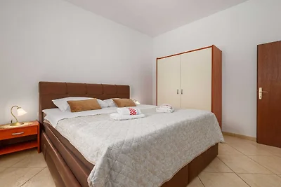 Wonderful Krk Island Stay: Shared Pool, Grill...