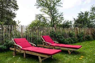 Ferienhaus in Loit mit Schwimmbecken