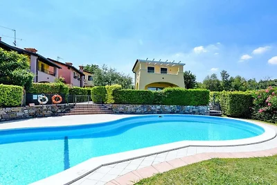 Villa mit 2 Schlafzimmer