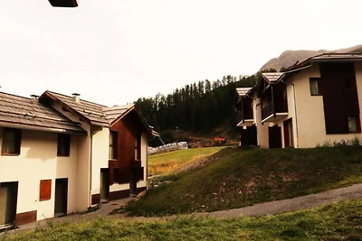 Appartamento a Les Orres con piscina