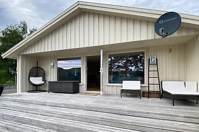 6 Personen Ferienhaus in Åsenfjord-By Traum