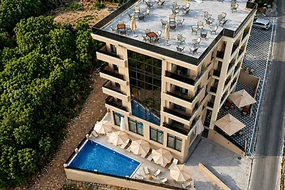 Sunday Dobra Voda – Apartment mit Meerblick
