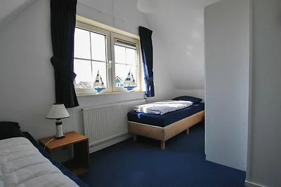 Deluxe-Strandvilla mit Garten