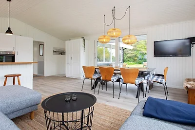 6 Personen Ferienhaus in Karrebæksminde-By...