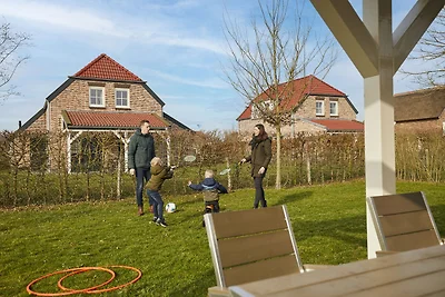 Villa mit Sauna, Whirlpool und Dampfbrause