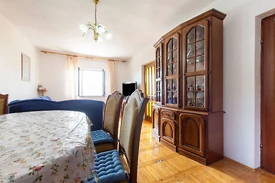 Geräumiges Appartement in Tribanj mit...