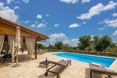 Villa in Posedarje mit privatem Pool