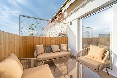 Schöne Wohnung mit Terrasse - Carre d"Or...