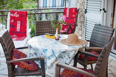 Golden Coast Apartments - A3 OneBedroom with ...