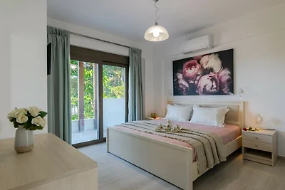 Villa met 4 slaapkamers in Adele