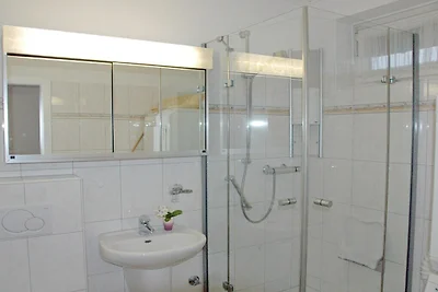 Ferienhaus in Berumbur mit Schwimmbecken