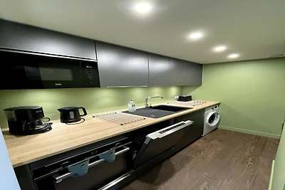 Aufenthalt mit Waldblick-Balkon für 4...