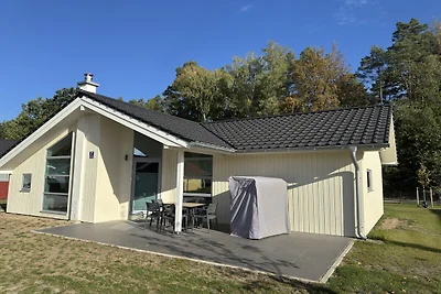 Ferienhaus im skandinavischen Stil mit Sauna ...