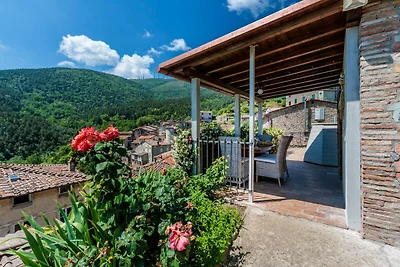 Cottage in Toscana con piscina e vista