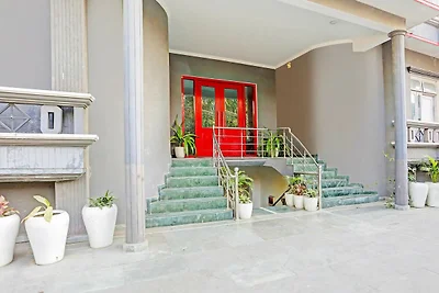 Soggiorni super deluxe al Vijay Khand Gomti...