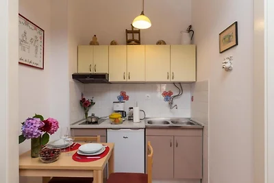 Sweetest Thing Apartment - Studio Apartment...