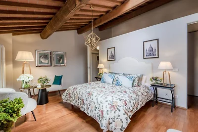 Penthouse in Lucca met Uitzicht op Stad